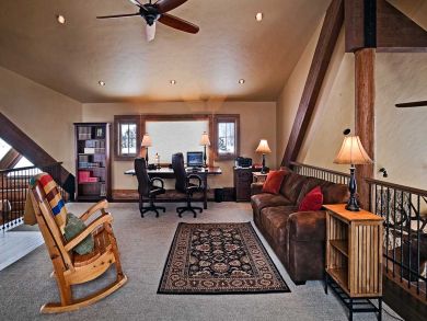 Five Bedroom Mountain View Rental Home in Steamboat Springs